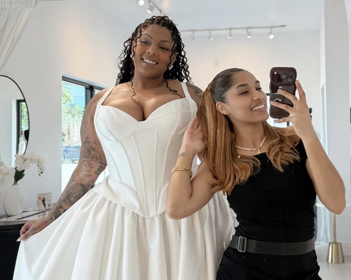 A Savvy Bridal Fort Lauderdale stylist with a bride