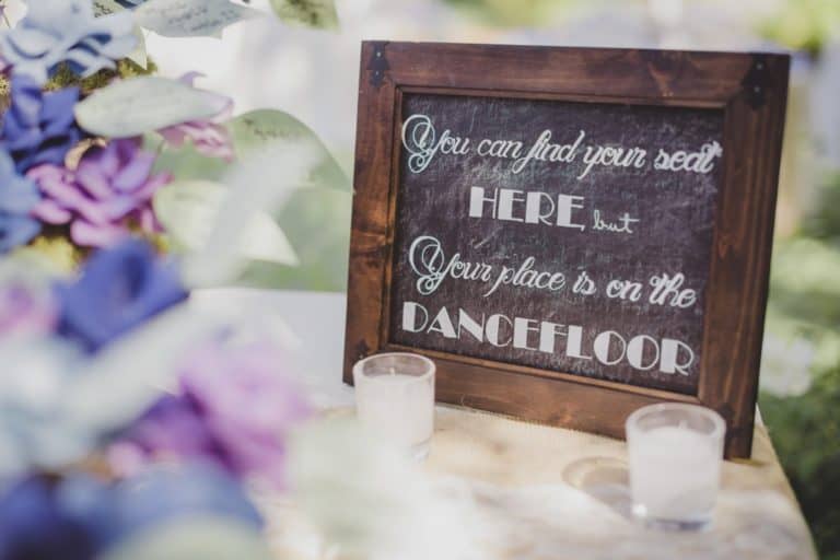 DIY Wedding Projects That Wont Break the Bank