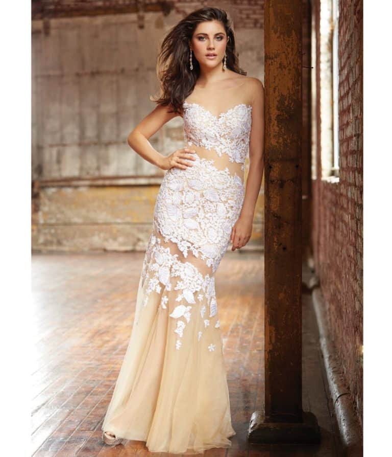 Nude Lace Wedding Dresses