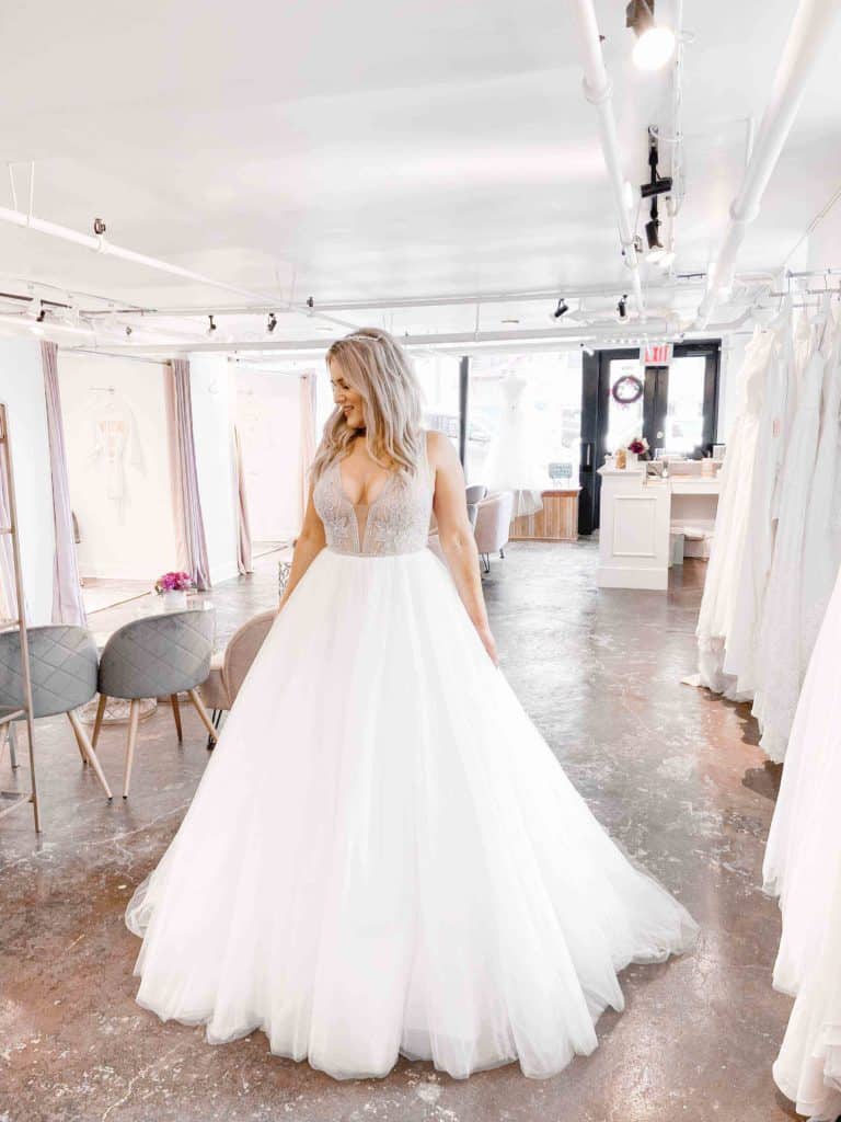 Ballgown - V-neck - Beading- tulle skirt