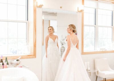 What Do I Do If My Wedding Dress Doesn’t Fit the Day of My Wedding?