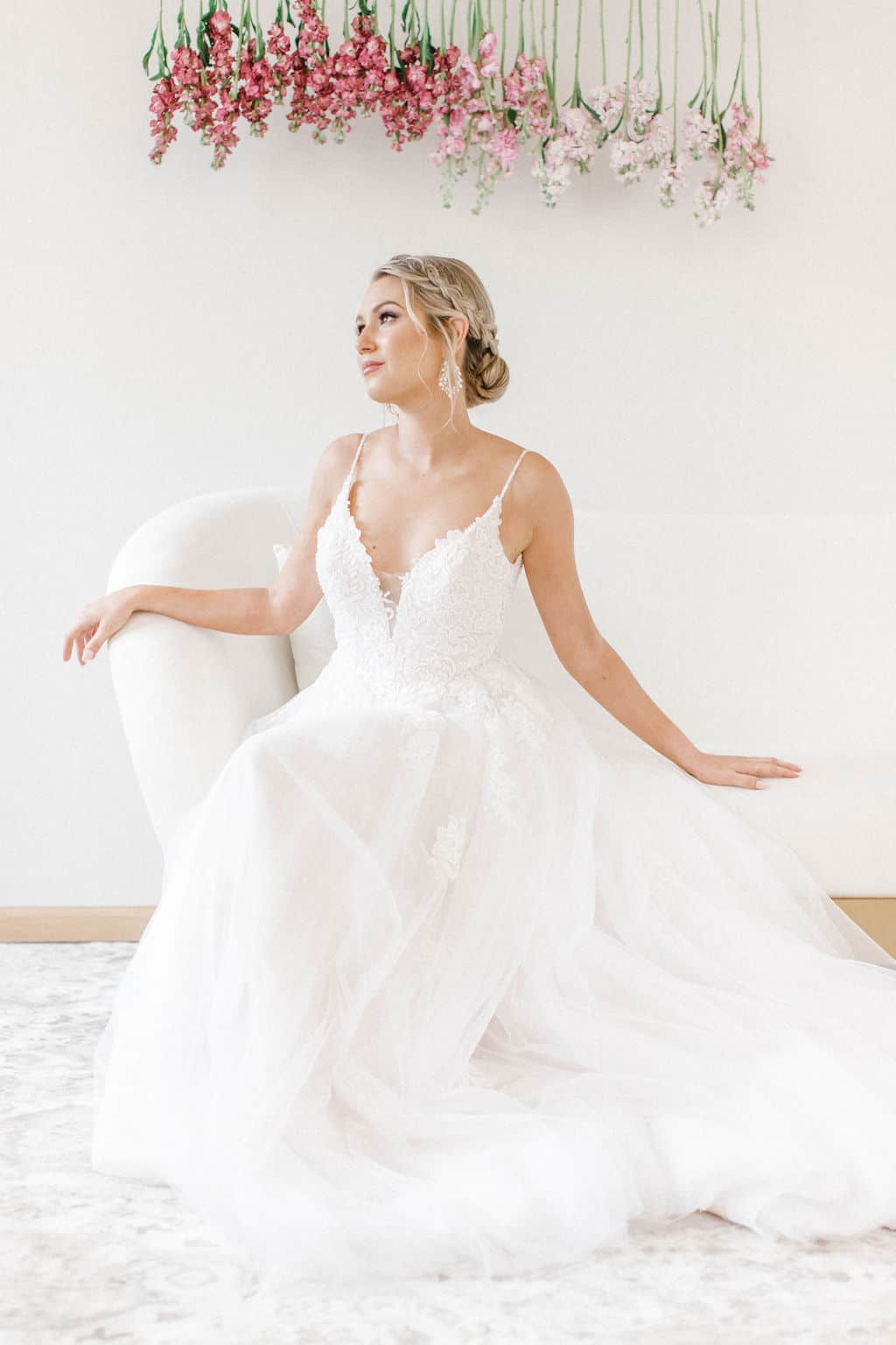 How much is it to hire a wedding clearance dress