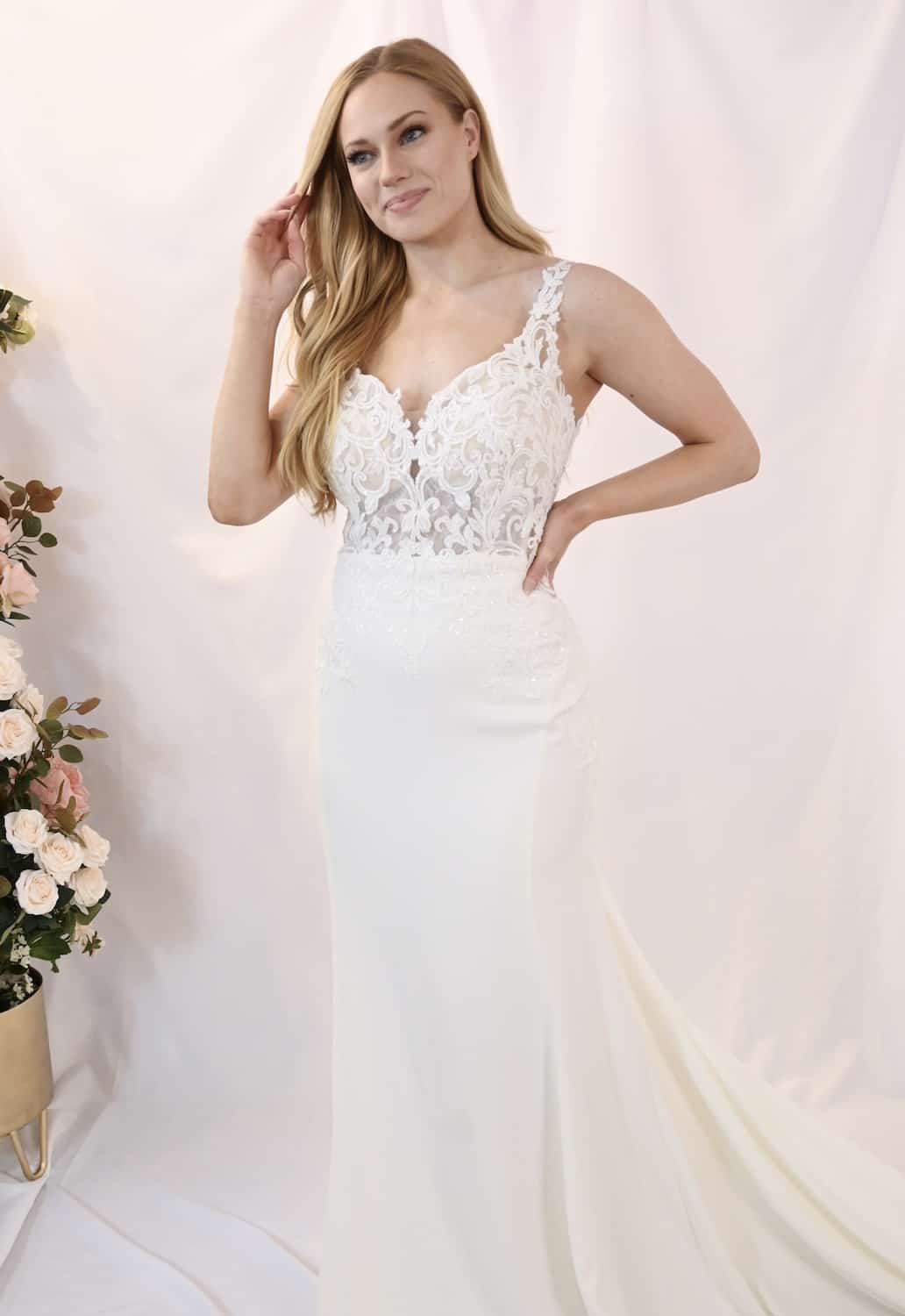 Savvy Bridal Romantic lace fitted wedding dress - Gigi