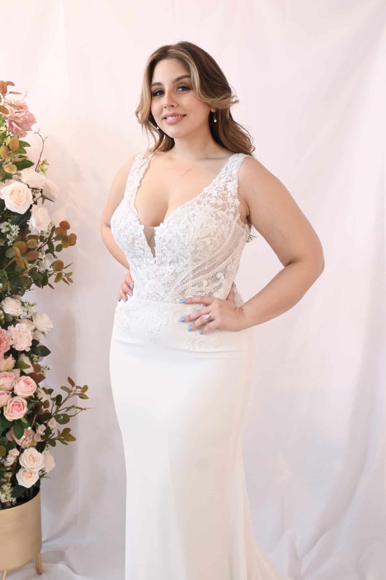Savvy Bridal Curvy Detailed Beaded Bodice Lace Fitted Wedding Dress - Esmee