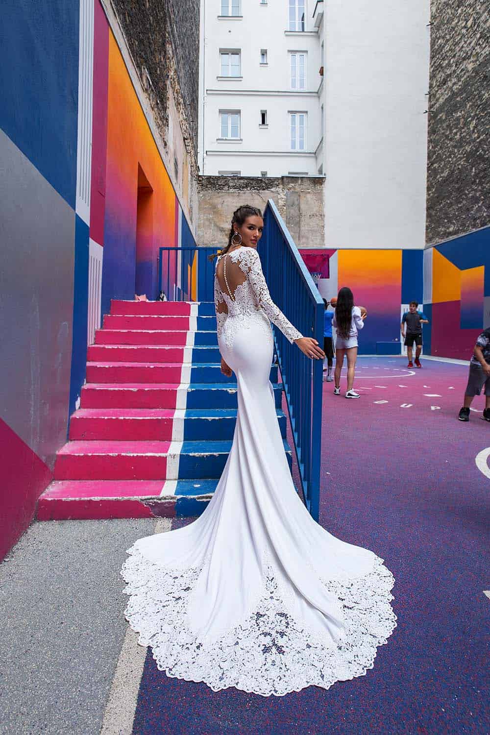Savvy Bridal WONA Concept Fitted Kriss Wedding Dress. Modern romantic dress style.