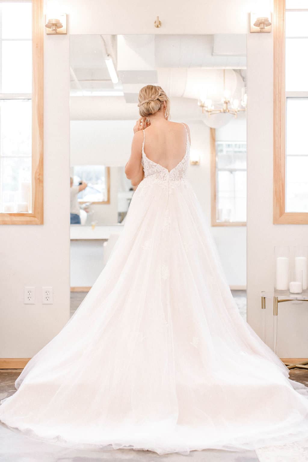 We Found the Best Places to Buy and Sell Used Wedding Dresses