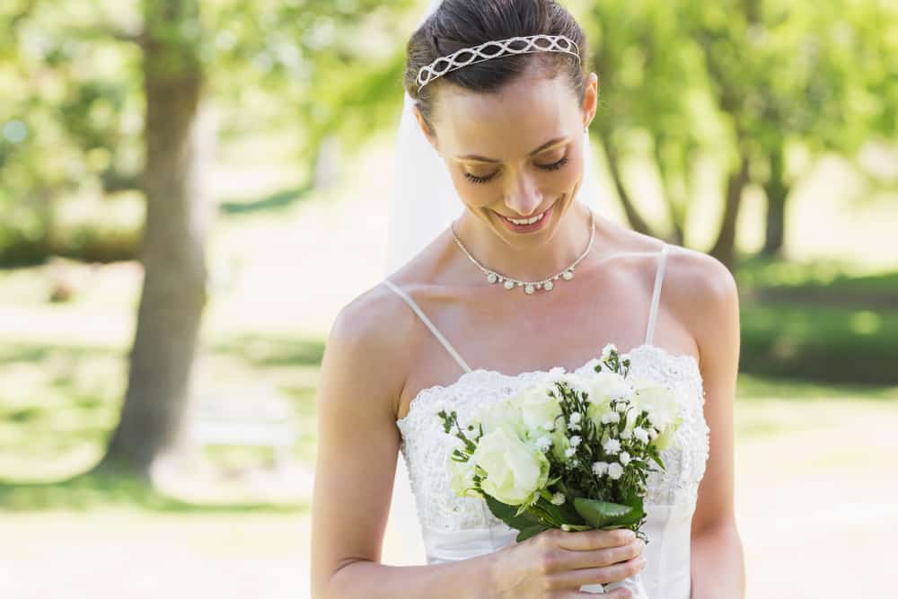 Beautiful bridal hairband  Bridal hair veil, Wedding hair