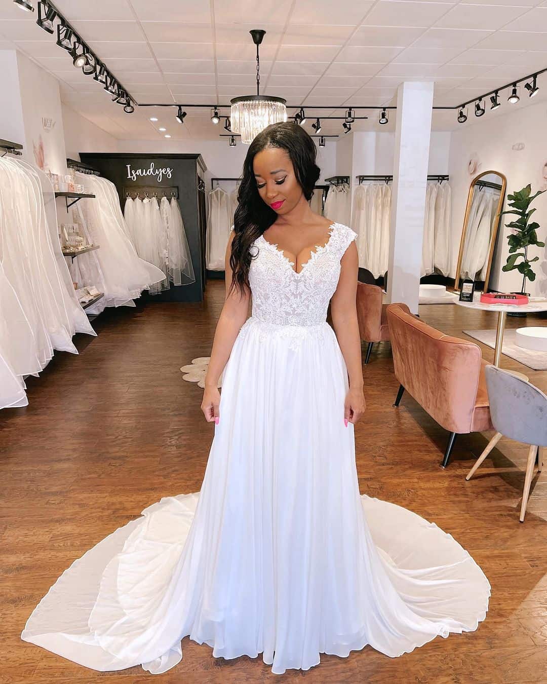 What do you wear shop to a wedding dress fitting