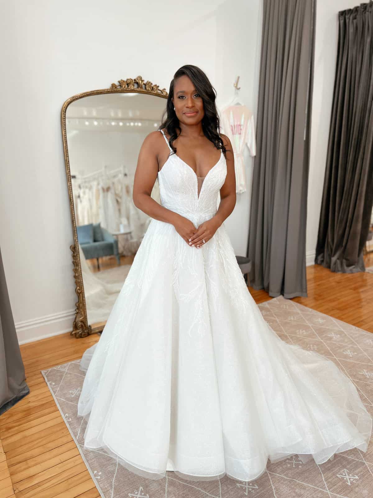 Best Wedding Dresses for Pear-Shaped Brides - Pretty Happy Love - Wedding  Blog