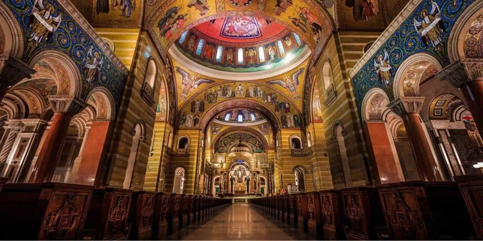 St. Louis wedding venue The Cathedral Basilica of Saint Louis