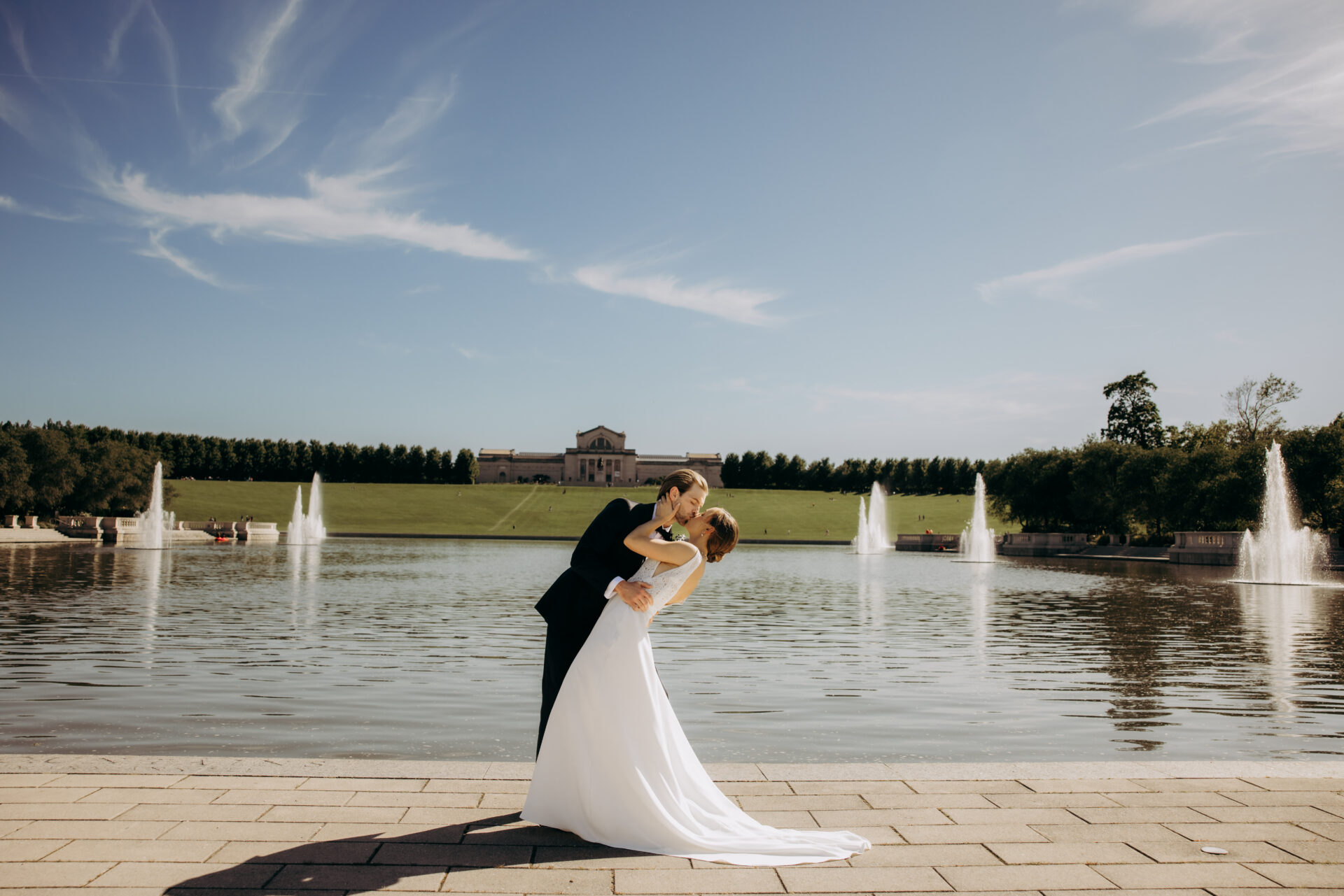 A Romantic St. Louis Landmark Photoshoot