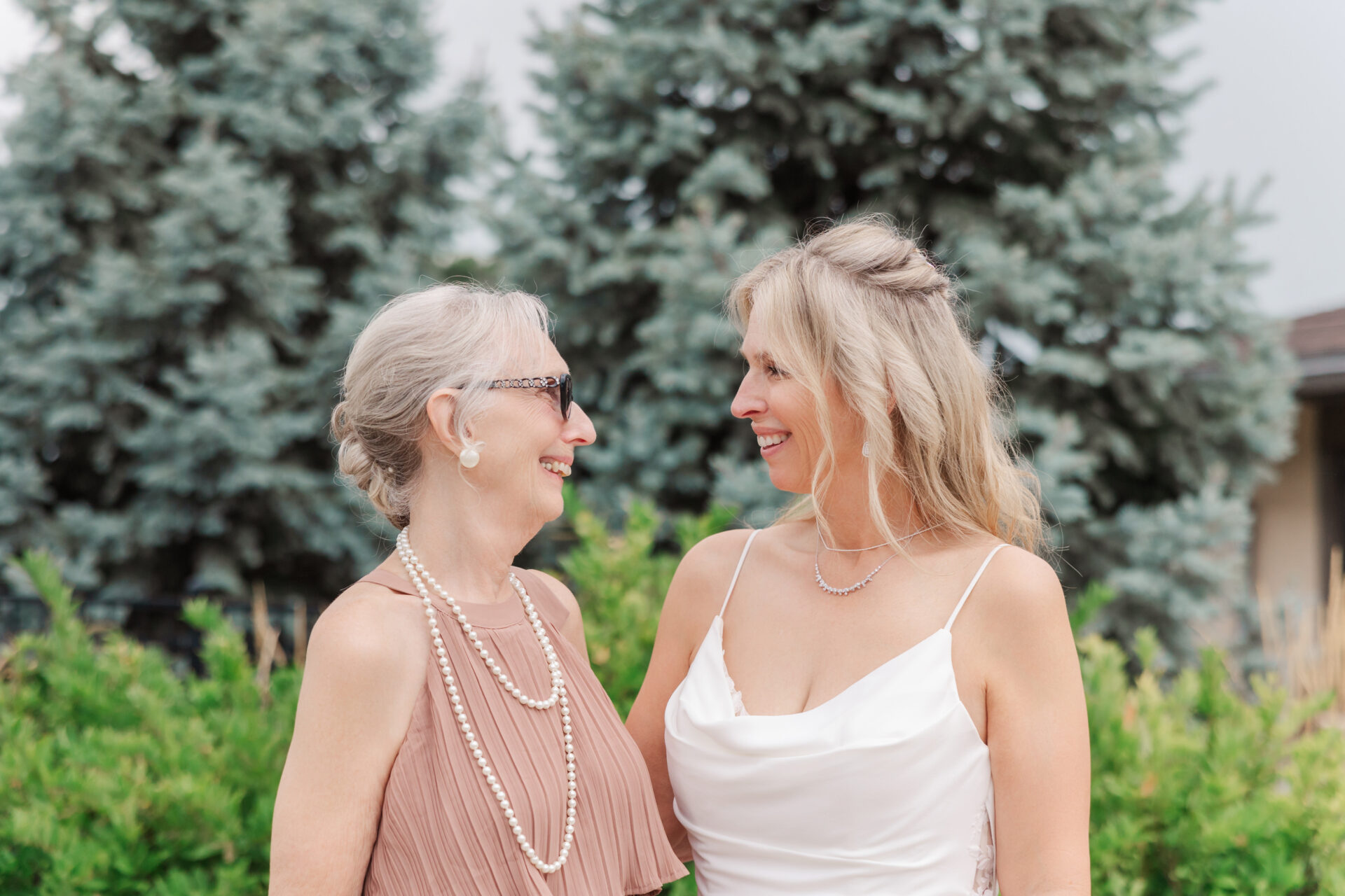 image of bride and her mother.
