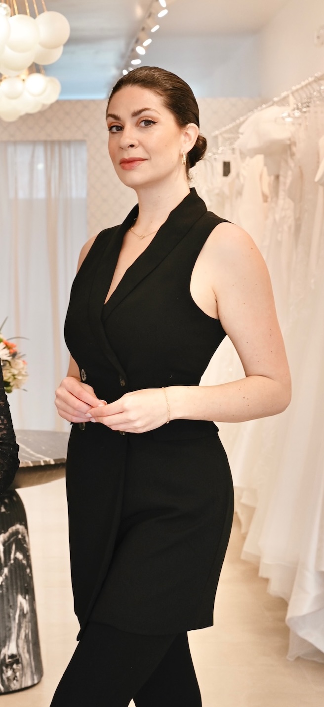 savvy bridal stylist
