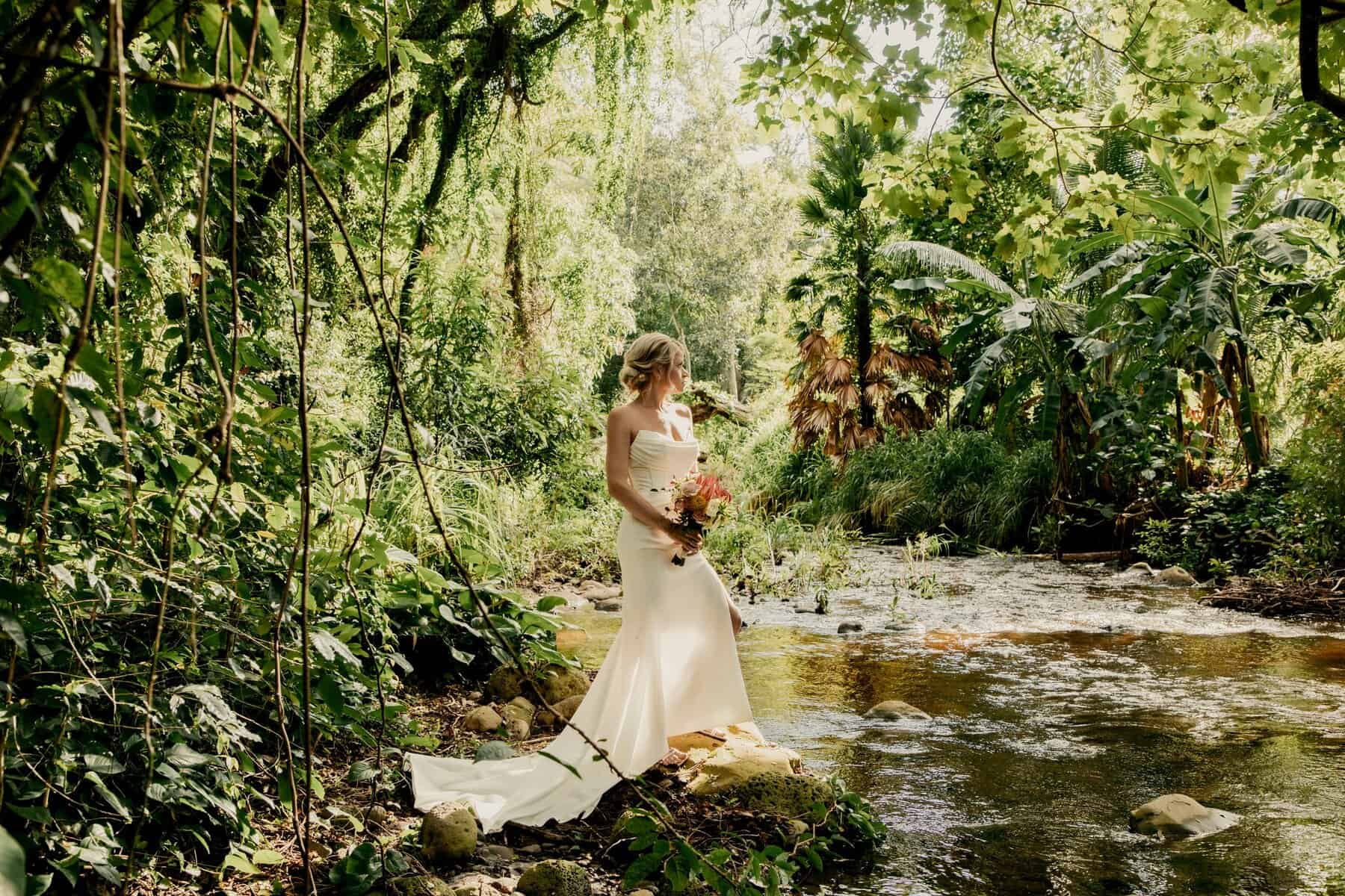 sw2 wedding in nature setting