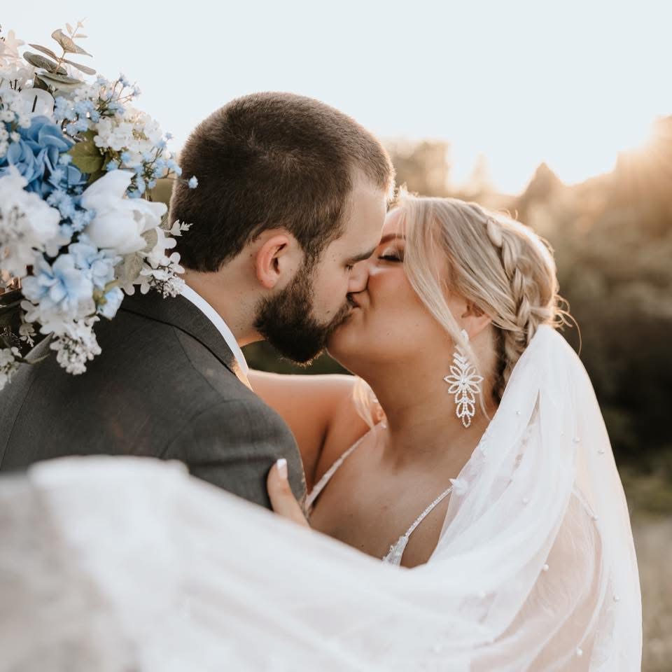 Savvy bride Ashley