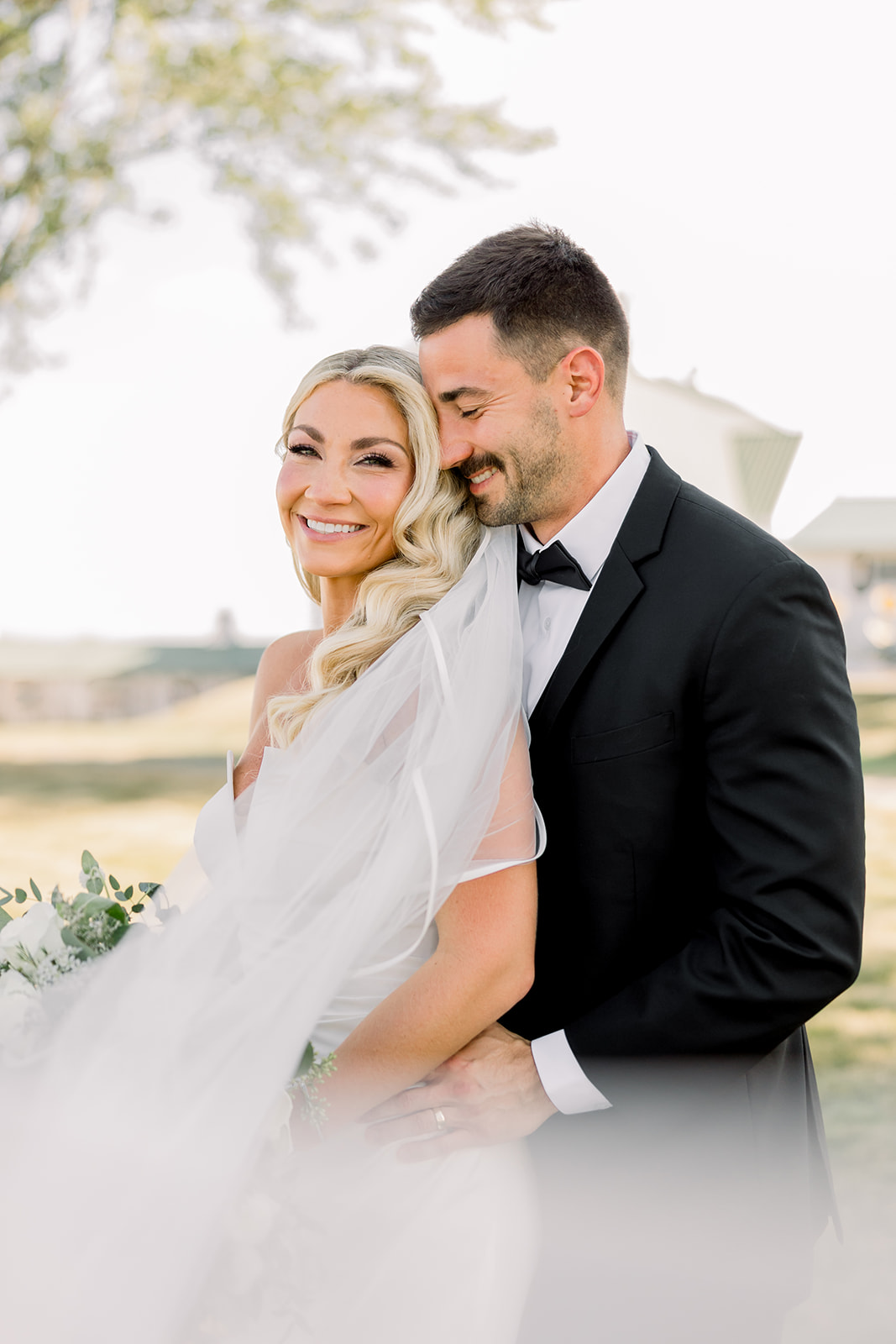 savvy bride Carly and Darik