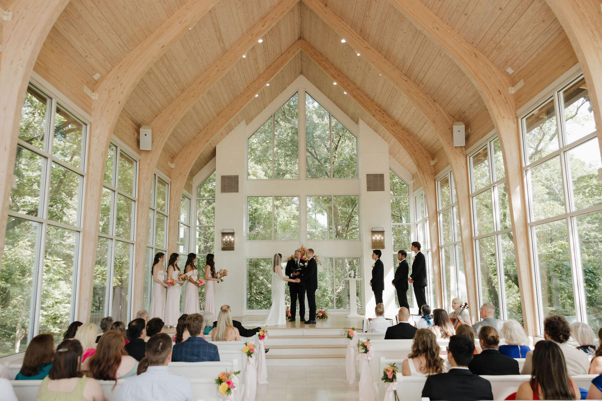 Savvy bride Grace and Brett wedding ceremony