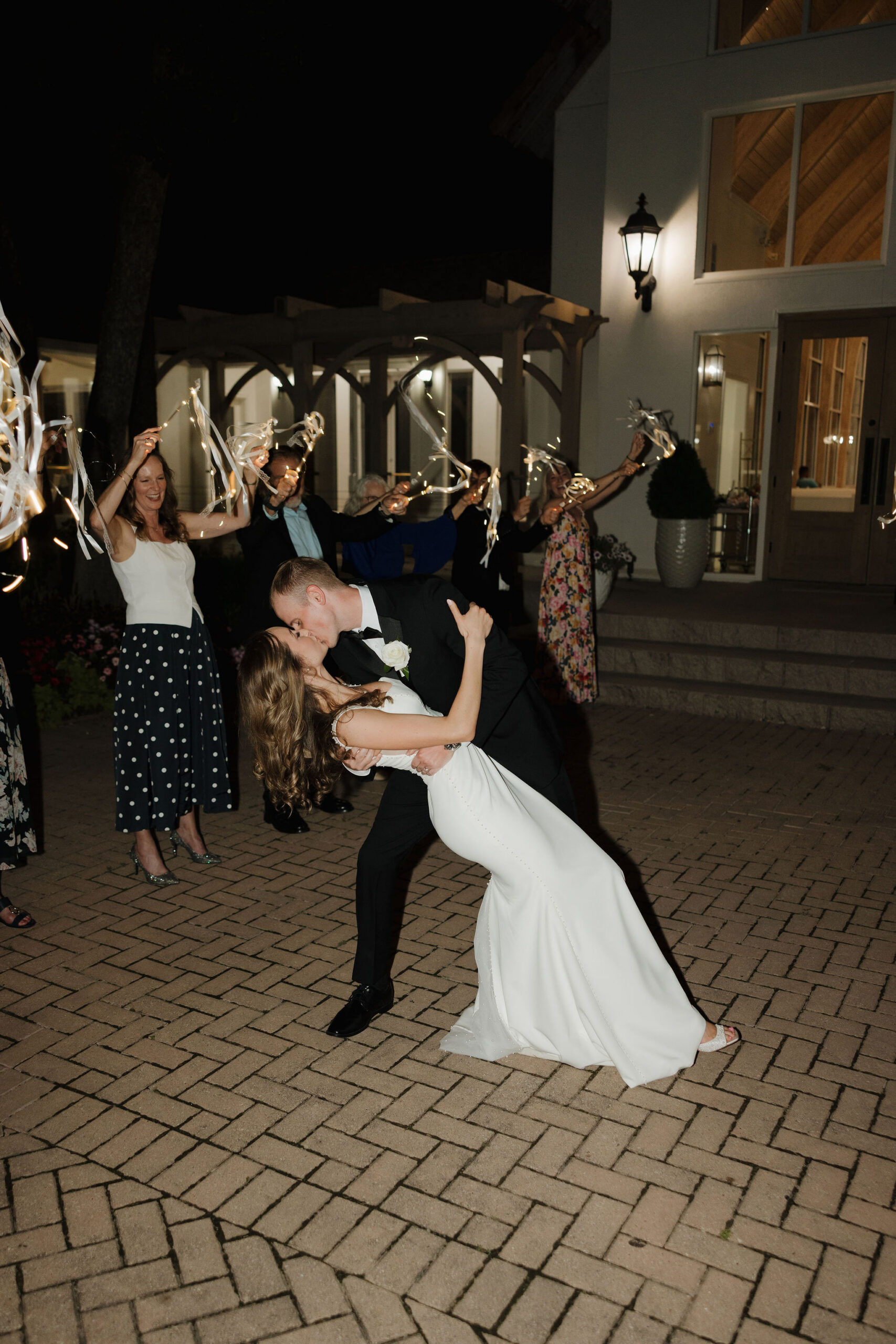 shared kiss of the couple grace and brett