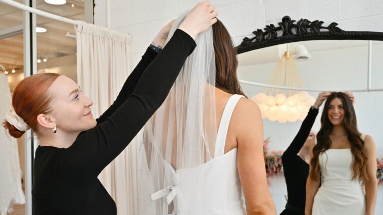 Build a Career You Love at Savvy Bridal Fort Lauderdale